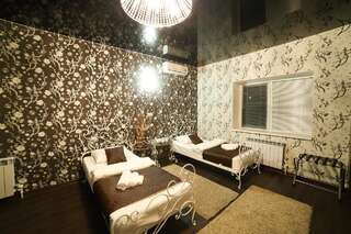 Гостиница Сакура Набережные Челны Улучшенный двухместный номер с 1 кроватью или 2 отдельными кроватями-4