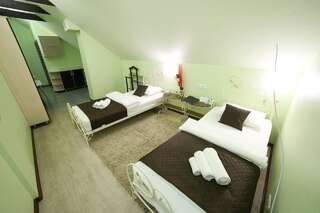 Гостиница Сакура Набережные Челны Улучшенный двухместный номер с 1 кроватью или 2 отдельными кроватями-9